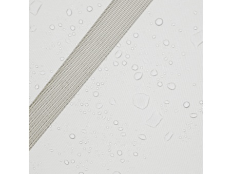 EZ Breez : La seule voile imperméable brevetée