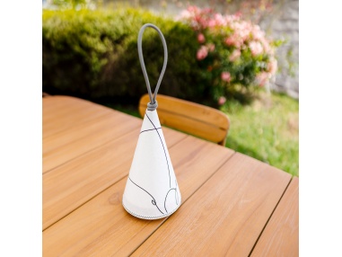 Cala - La lampe qui éclaire l'atmosphère