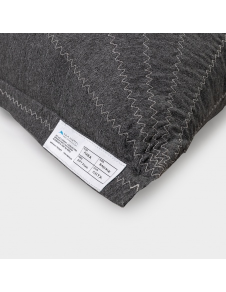 Randa : Le seul pouf  au design radial pour extérieur et intérieur