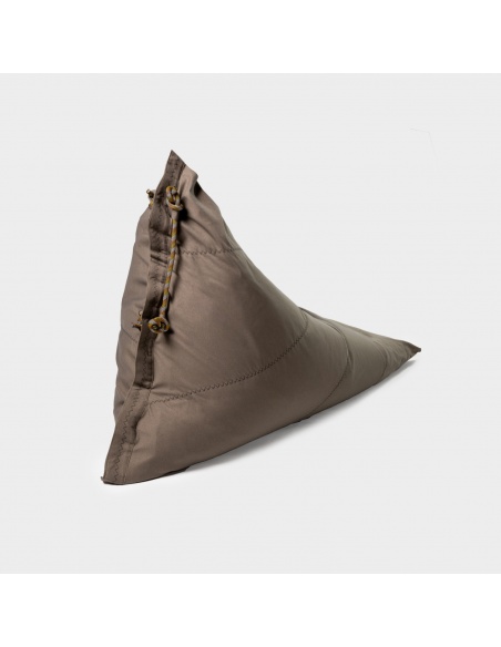 Randa : Le seul pouf  au design radial pour extérieur et intérieur