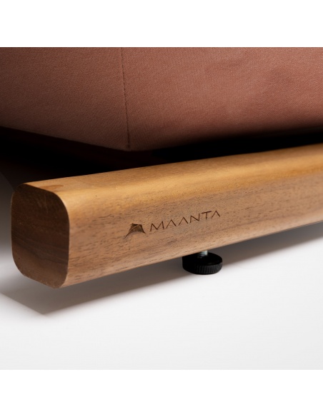 Tuga: Lit de soleil en teck avec design nautique unique