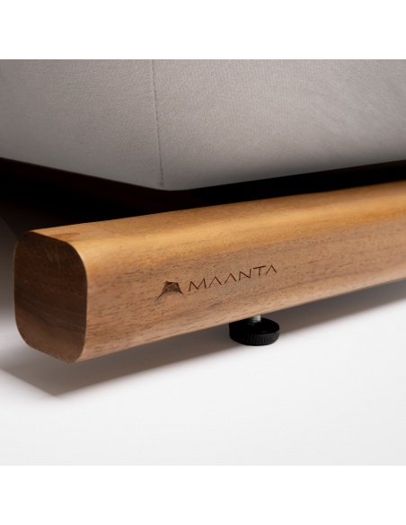 Tuga: Lit de soleil en teck avec design nautique unique