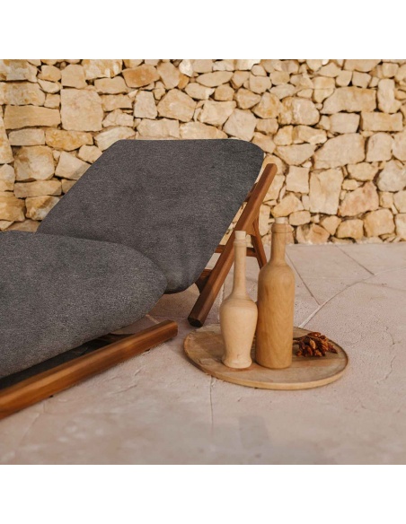 Tuga: Lit de soleil en teck avec design nautique unique