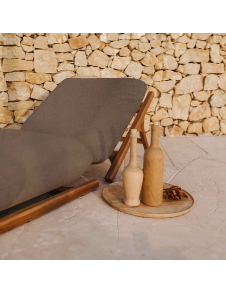 Tuga: Lit de soleil en teck avec design nautique unique