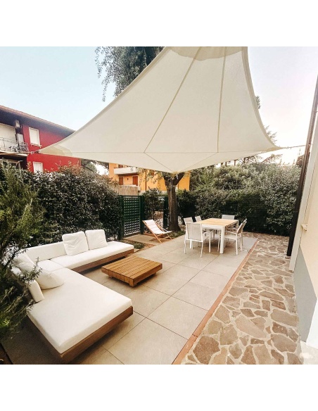 Solaria Imperméable - Stock Remis à neuf