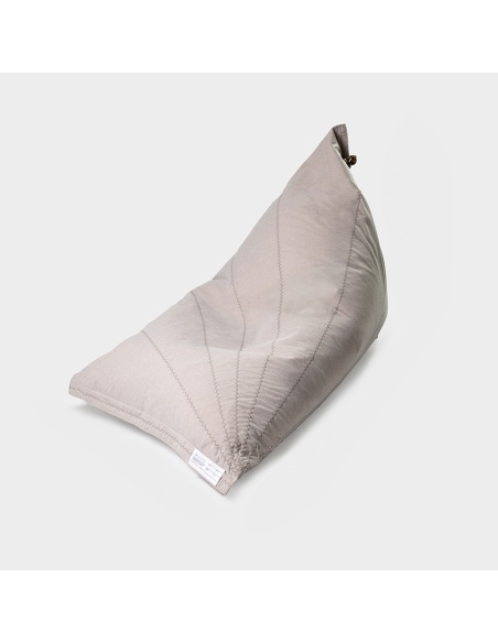 Randa : Le seul pouf  au design radial pour extérieur et intérieur