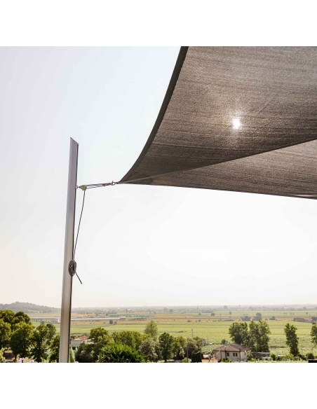 EZ Breez Ajourée: La Première Voile Respirante d'Entrée de Gamme Brevetée