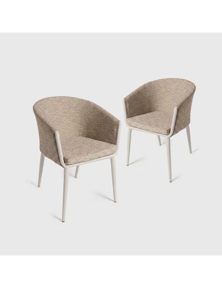 Mitara : Fauteuil de Repas Outdoor en Tissu Teint dans la Masse