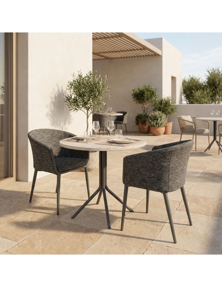Mitara : Fauteuil de Repas Outdoor en Tissu Teint dans la Masse