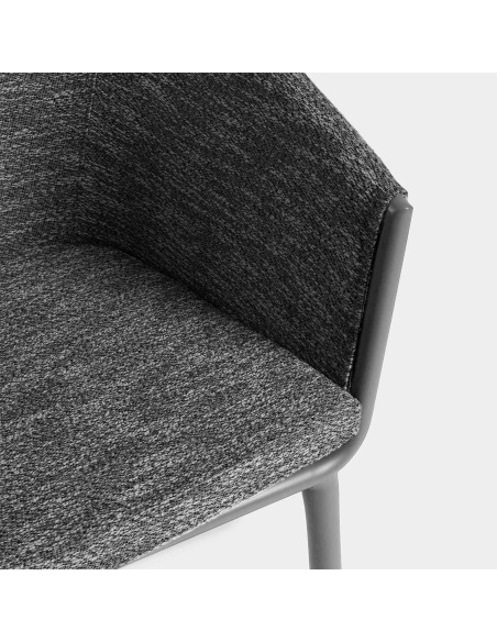 Mitara : Fauteuil de Repas Outdoor en Tissu Teint dans la Masse