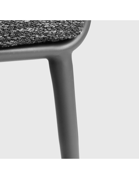 Mitara : Fauteuil de Repas Outdoor en Tissu Teint dans la Masse