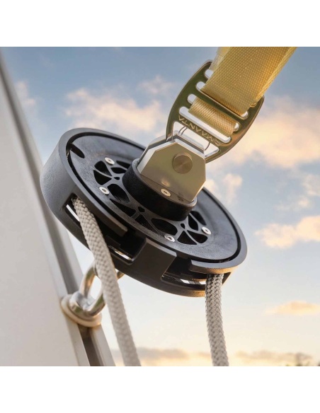 EZ Furl : Système d’Enroulement Universel pour Voile d’Ombrage