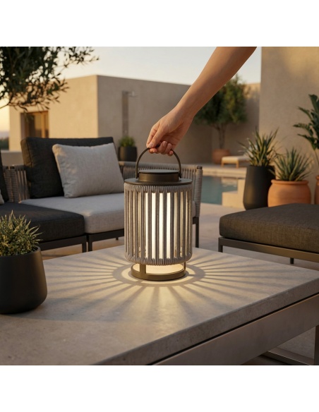 Marinea : Lampe d’extérieur en corde tressée