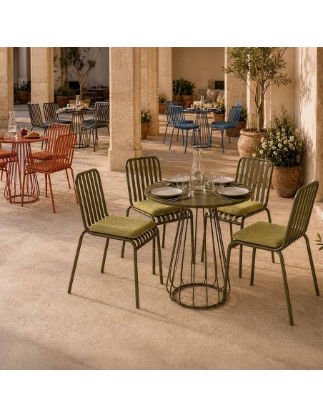 Forgya : set de 4 chaises d'extérieur en fer avec lames verticales