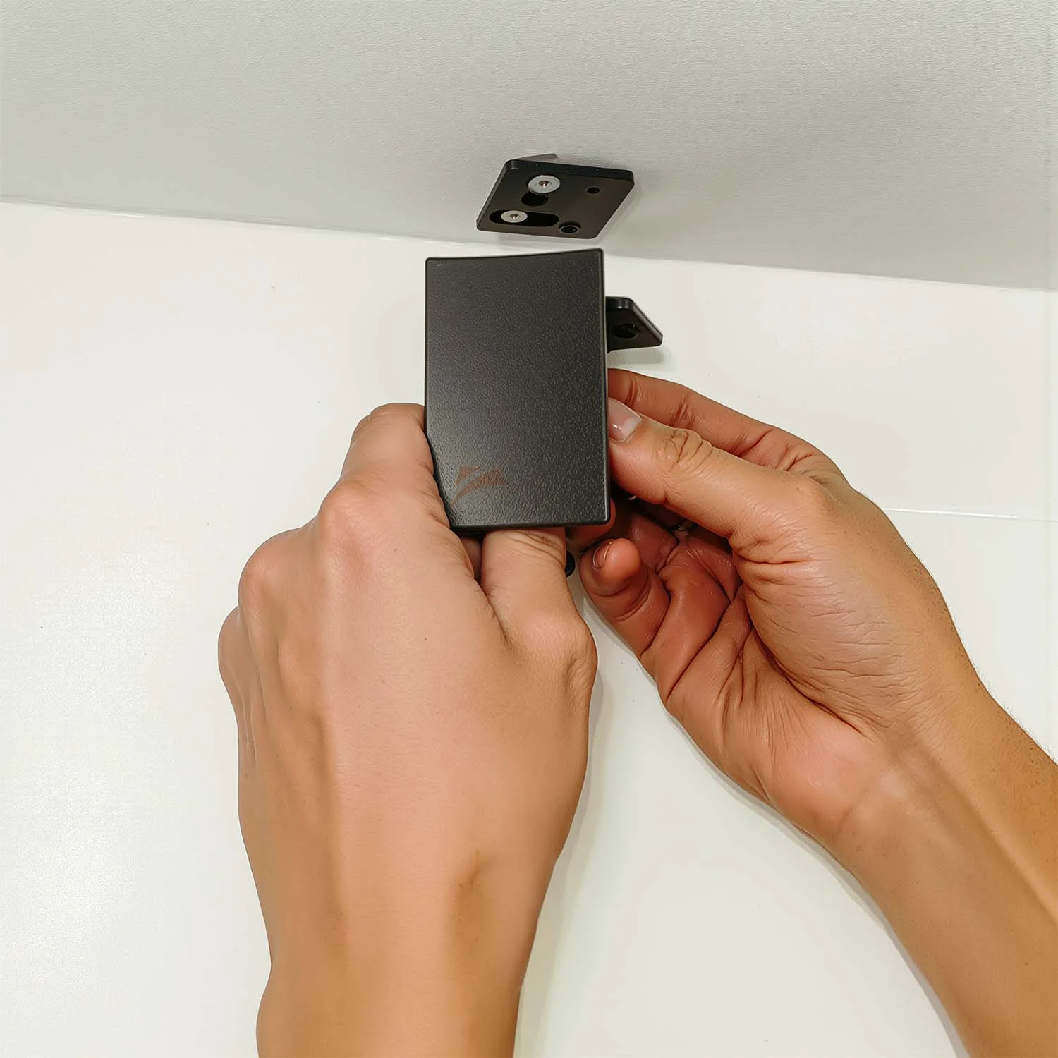 Schéma montage plafond - vue latérale