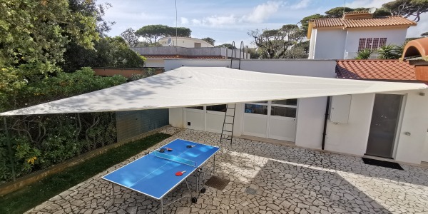 tennis de table, mais le soleil pourrait être un problème !